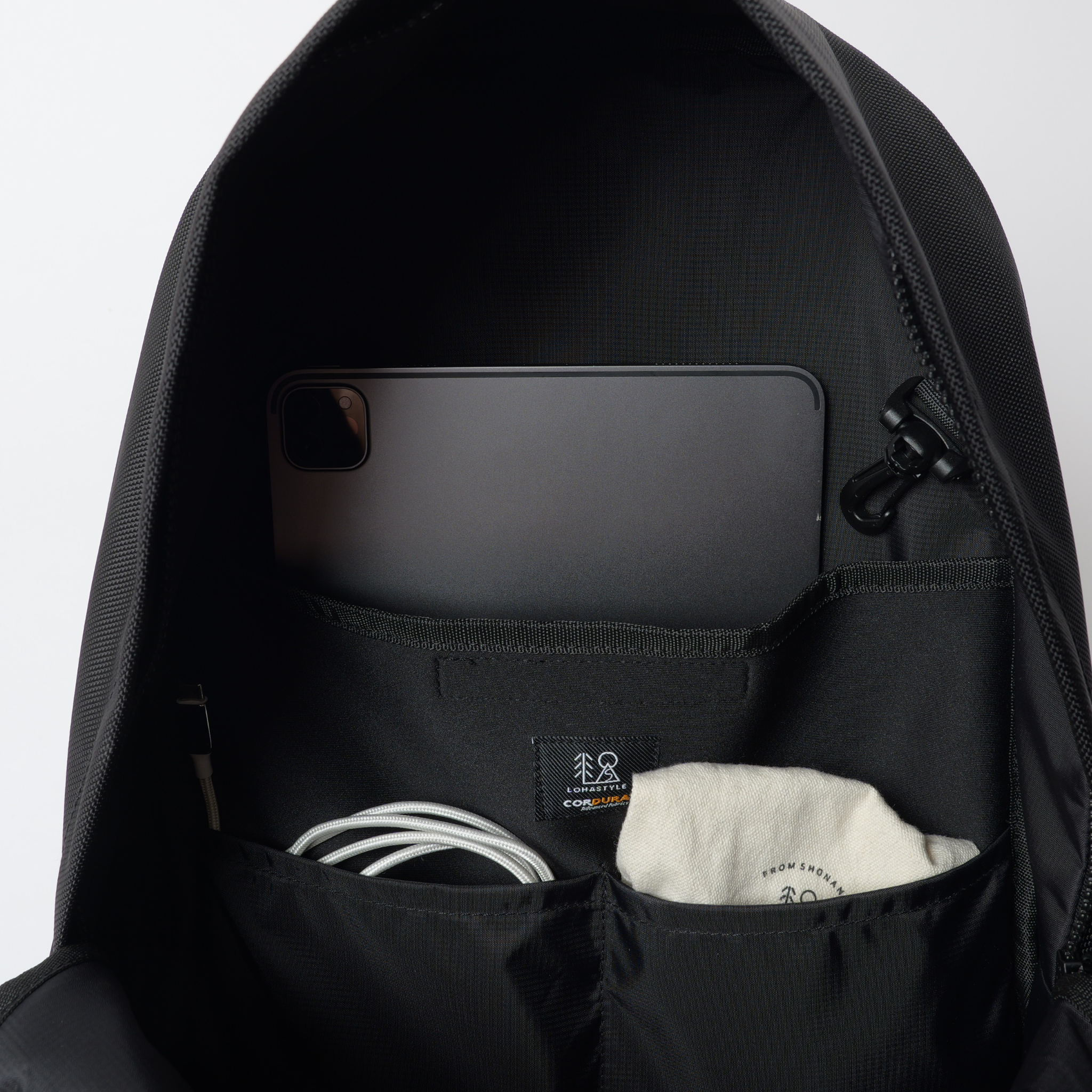 ROUNDHOUSE CORDURA バリスティックナイロン バックパック 30L