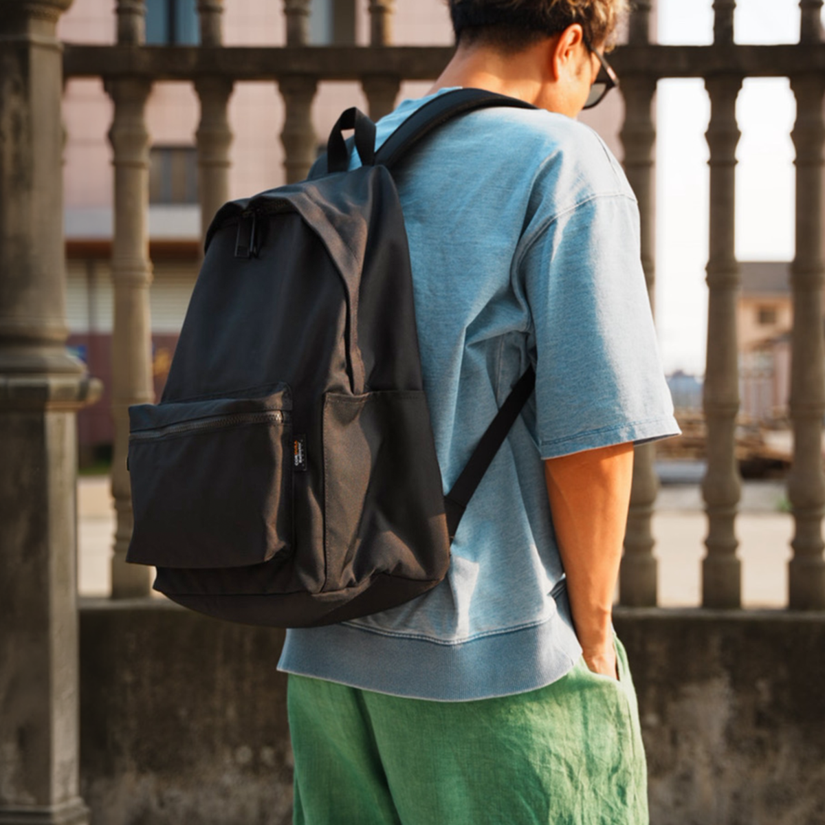 ROUNDHOUSE CORDURA バリスティックナイロン バックパック 30L (ブラック)