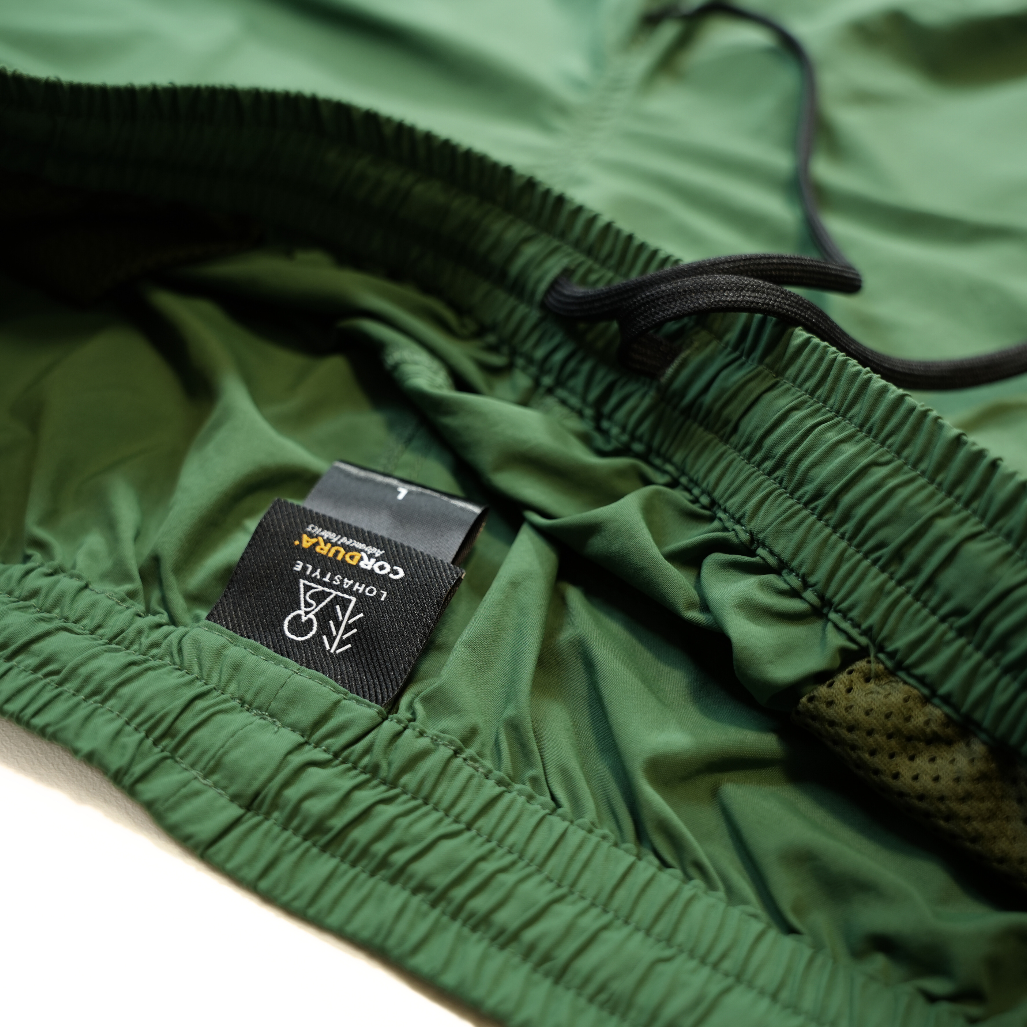 CORDURA ナイロン ”AERIAL”ショーツ(グリーン)