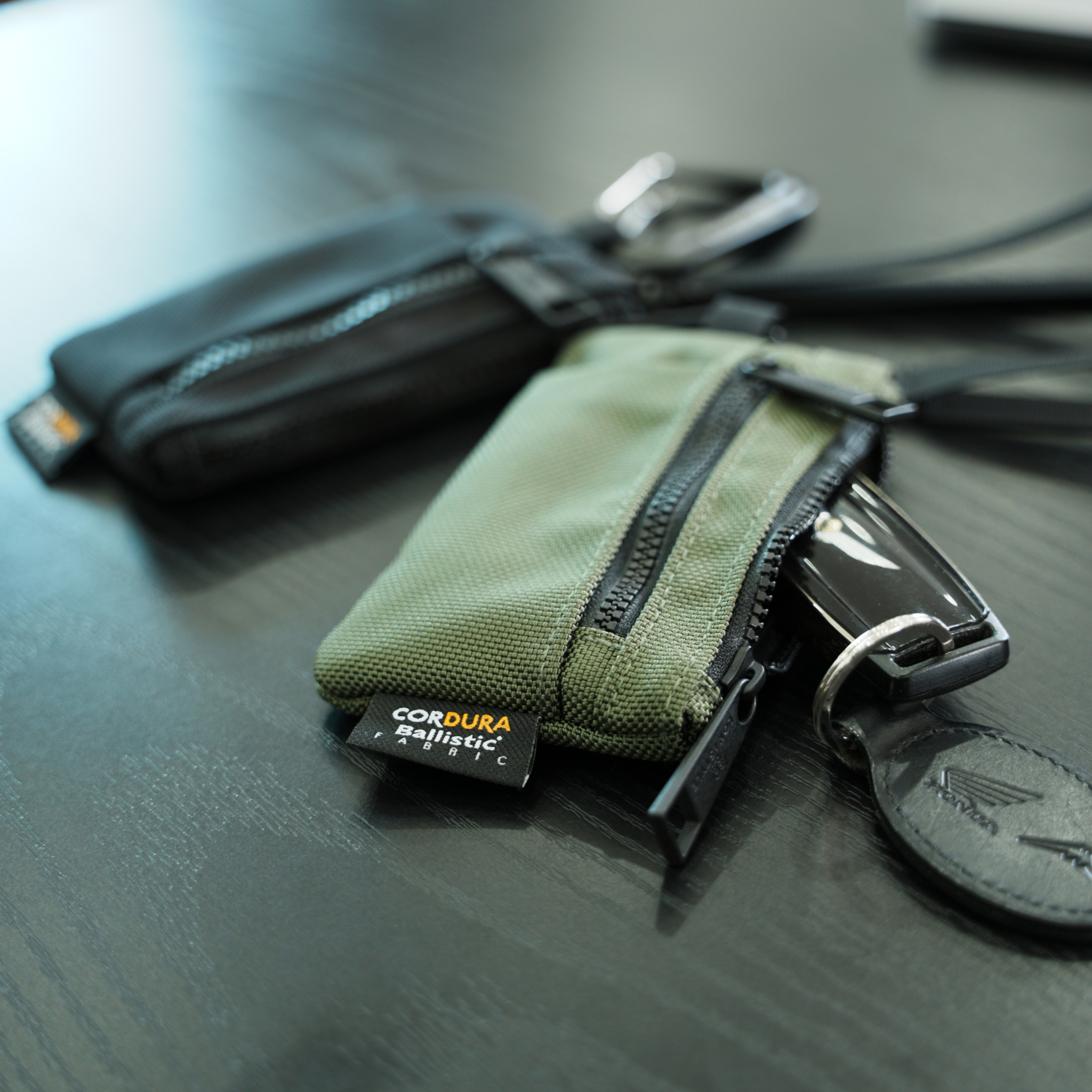 FIN CORDURA バリスティックナイロン ミニウォレット (カーキ)