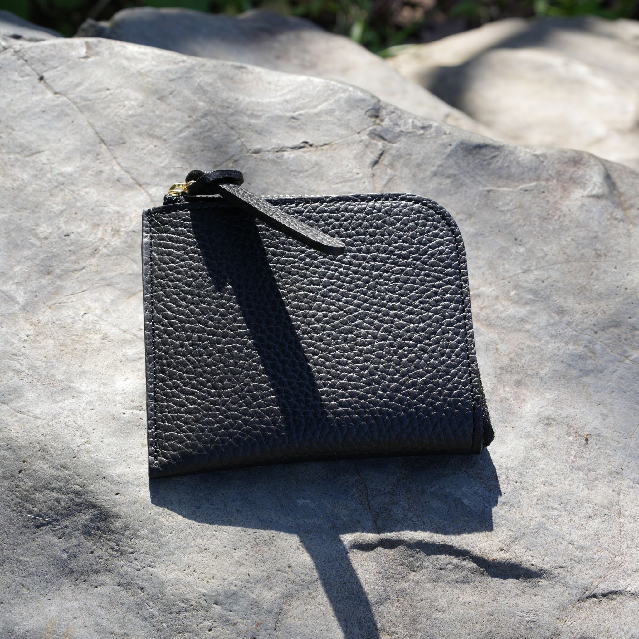 CURVE 姫路レザーコンパクトウォレット(ブラック×シルバー)