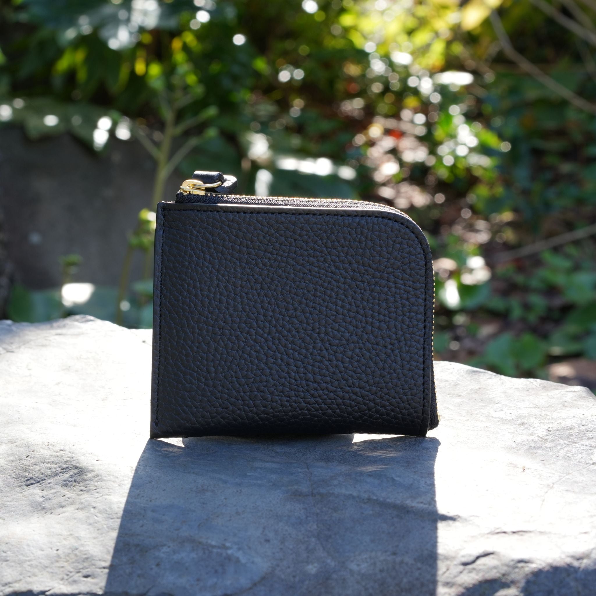 CURVE 姫路レザーコンパクトウォレット(ブラック×シルバー)