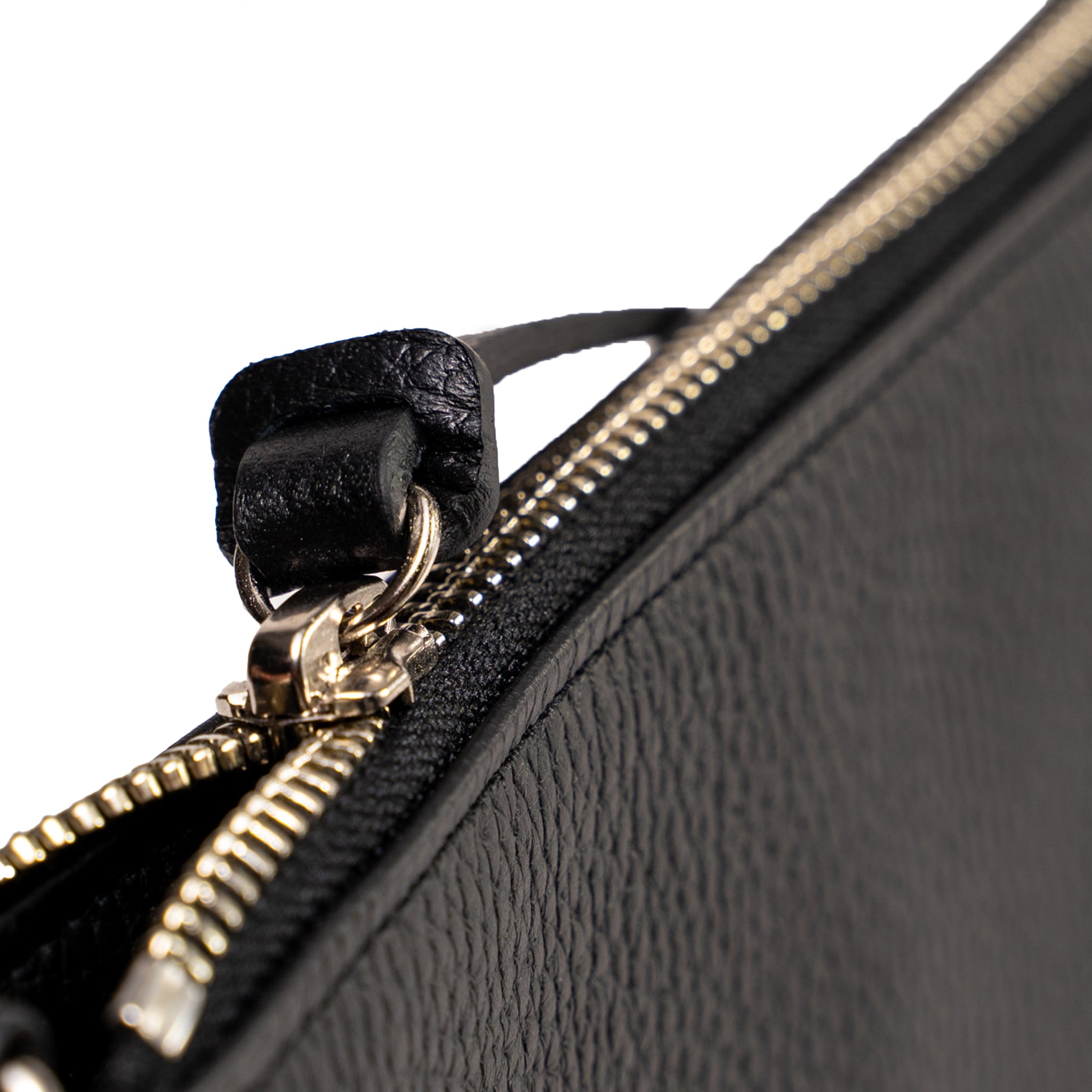 FACE 姫路レザーサコッシュ(ブラック×シルバー)