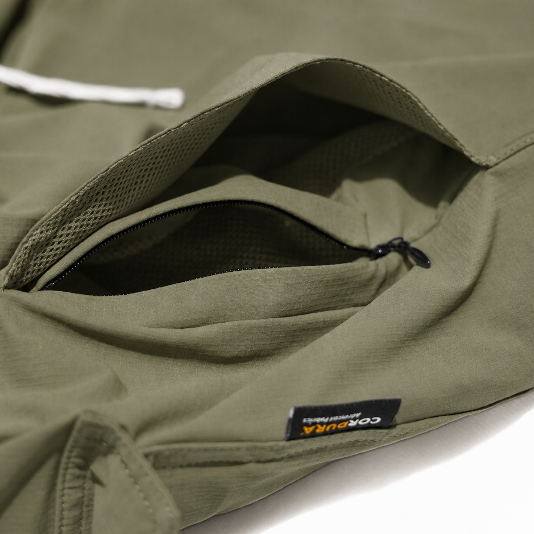 CORDURA 2WAYストレッチ ”TAKE OFF”ショーツ（カーキ）