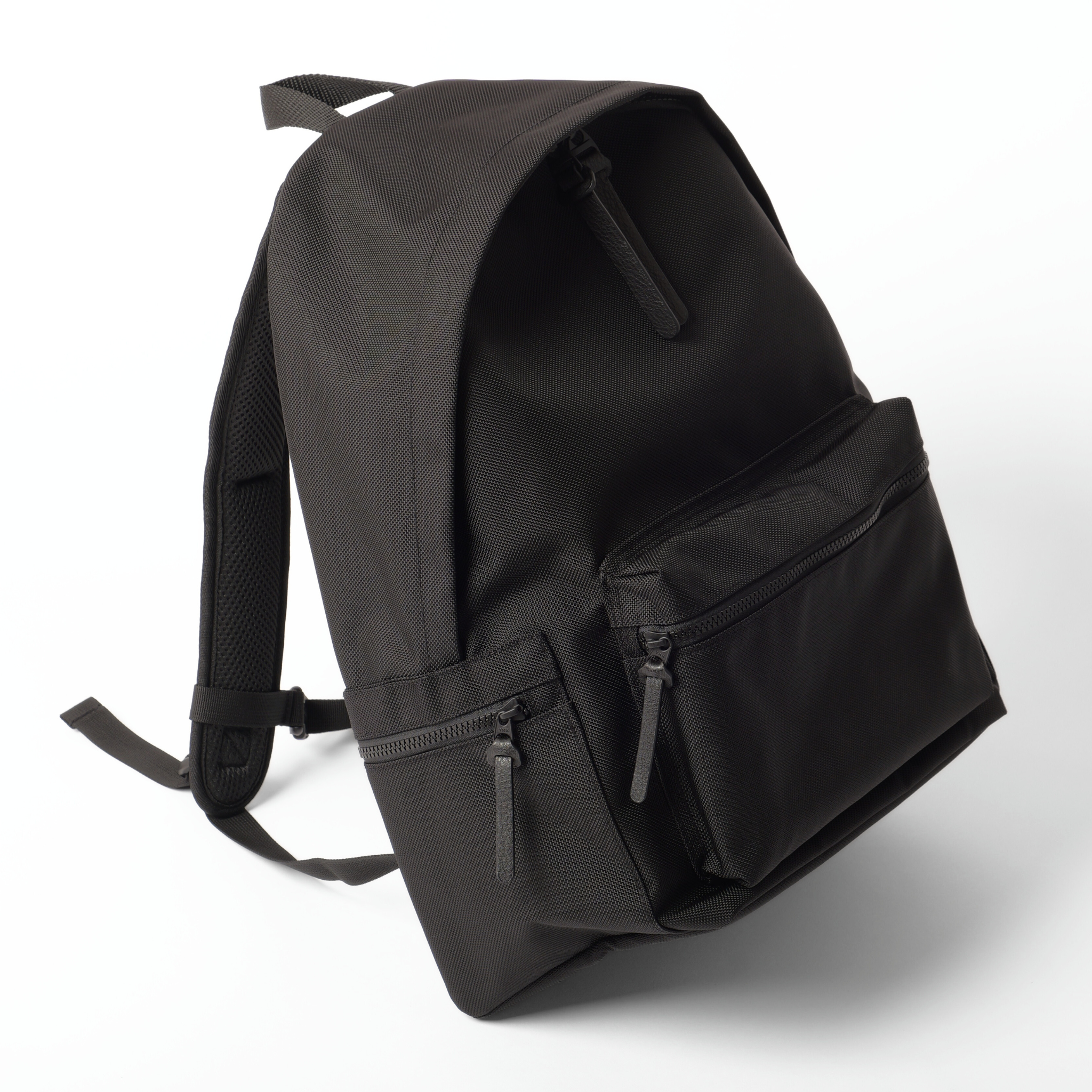 ROUNDHOUSE CORDURA バリスティックナイロン バックパック 30L