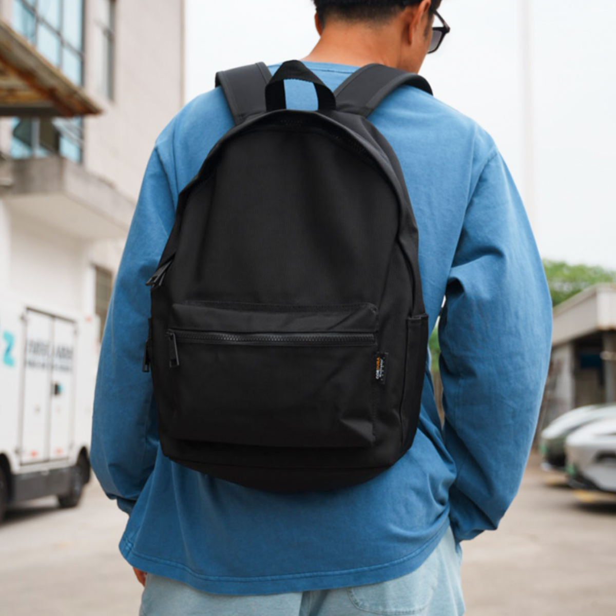 ROUNDHOUSE CORDURA バリスティックナイロン バックパック 22L (カーキ)