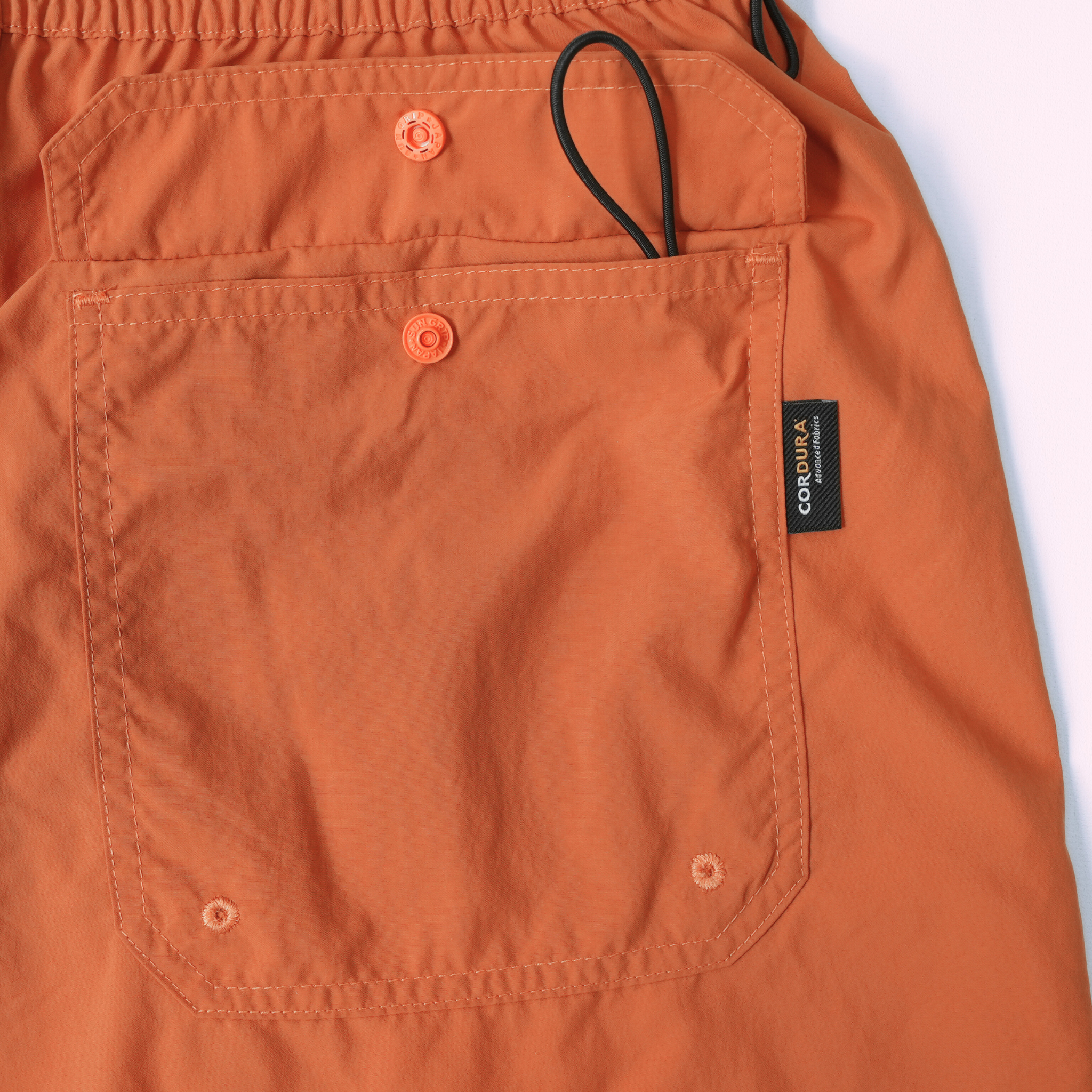 CORDURA ナイロン ”AERIAL”ショーツ（オレンジ）