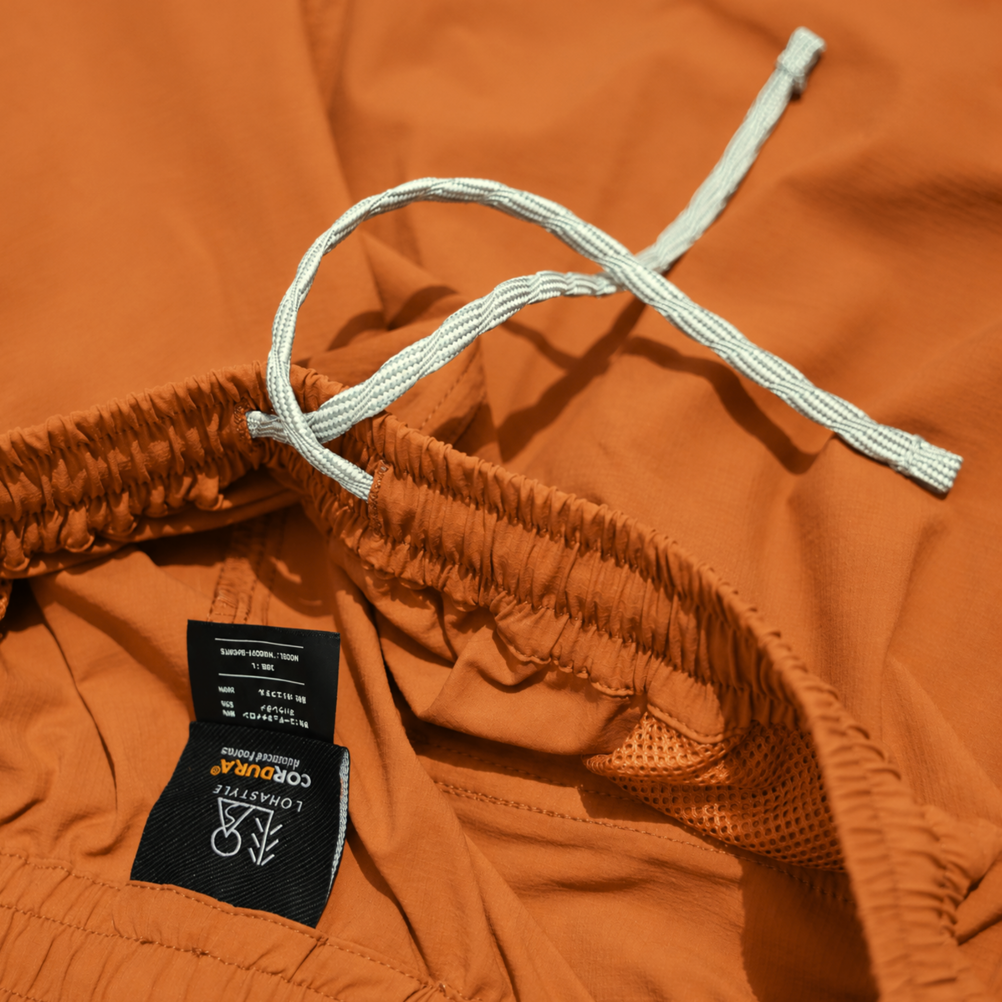CORDURA ナイロン ”AERIAL”ショーツ（オレンジ）