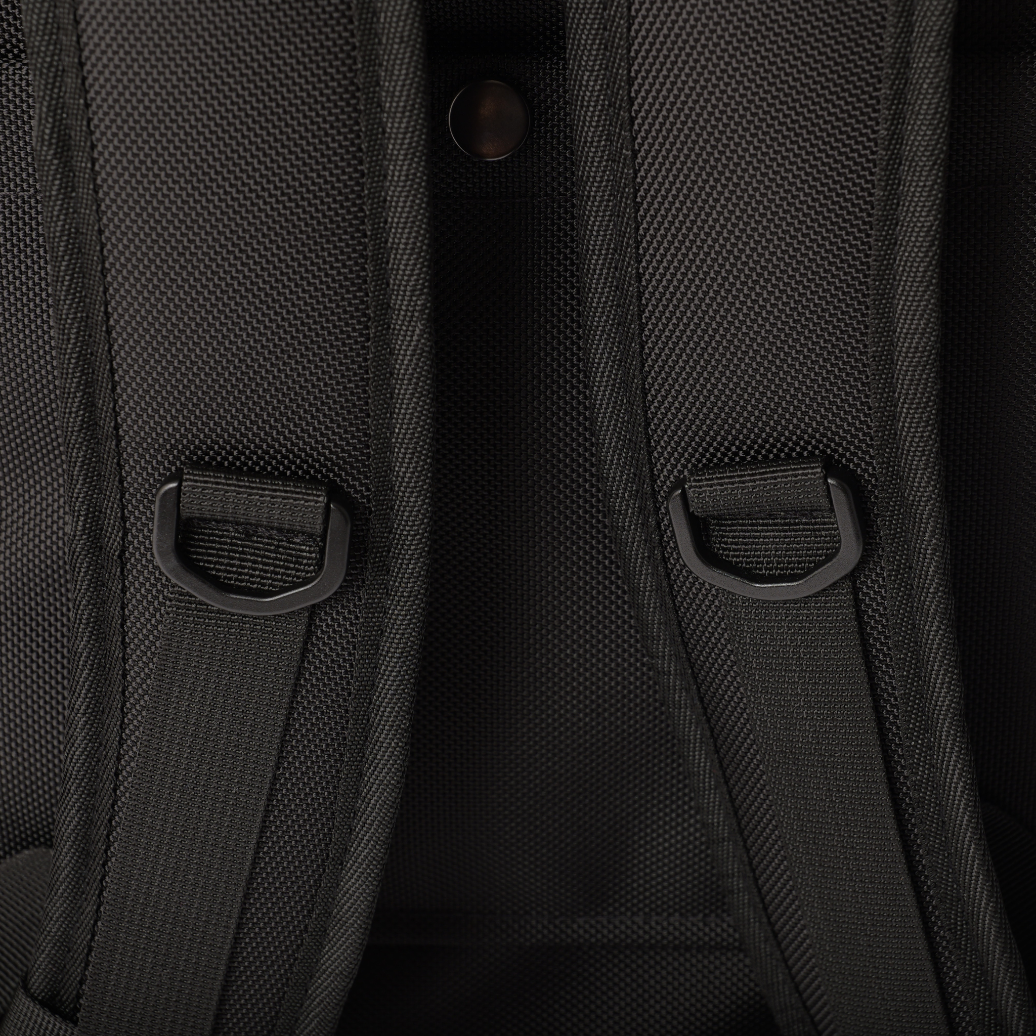 ROUNDHOUSE CORDURA バリスティックナイロン バックパック 30L