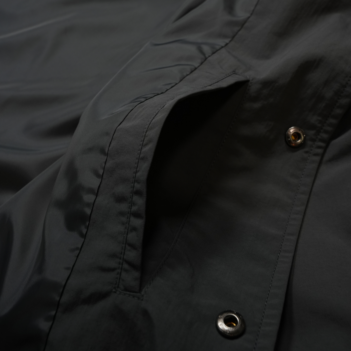 CORDURA COACH JACKET  ロゴ刺繍（ブラック）