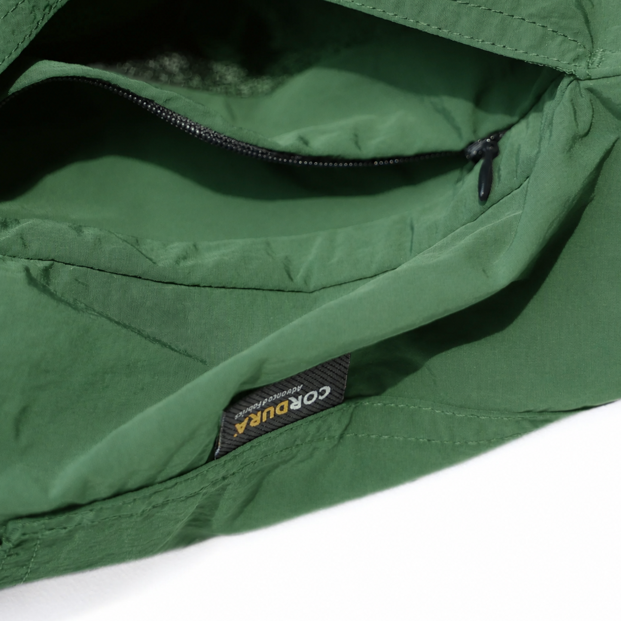 CORDURA ナイロン ”AERIAL”ショーツ（グリーン）