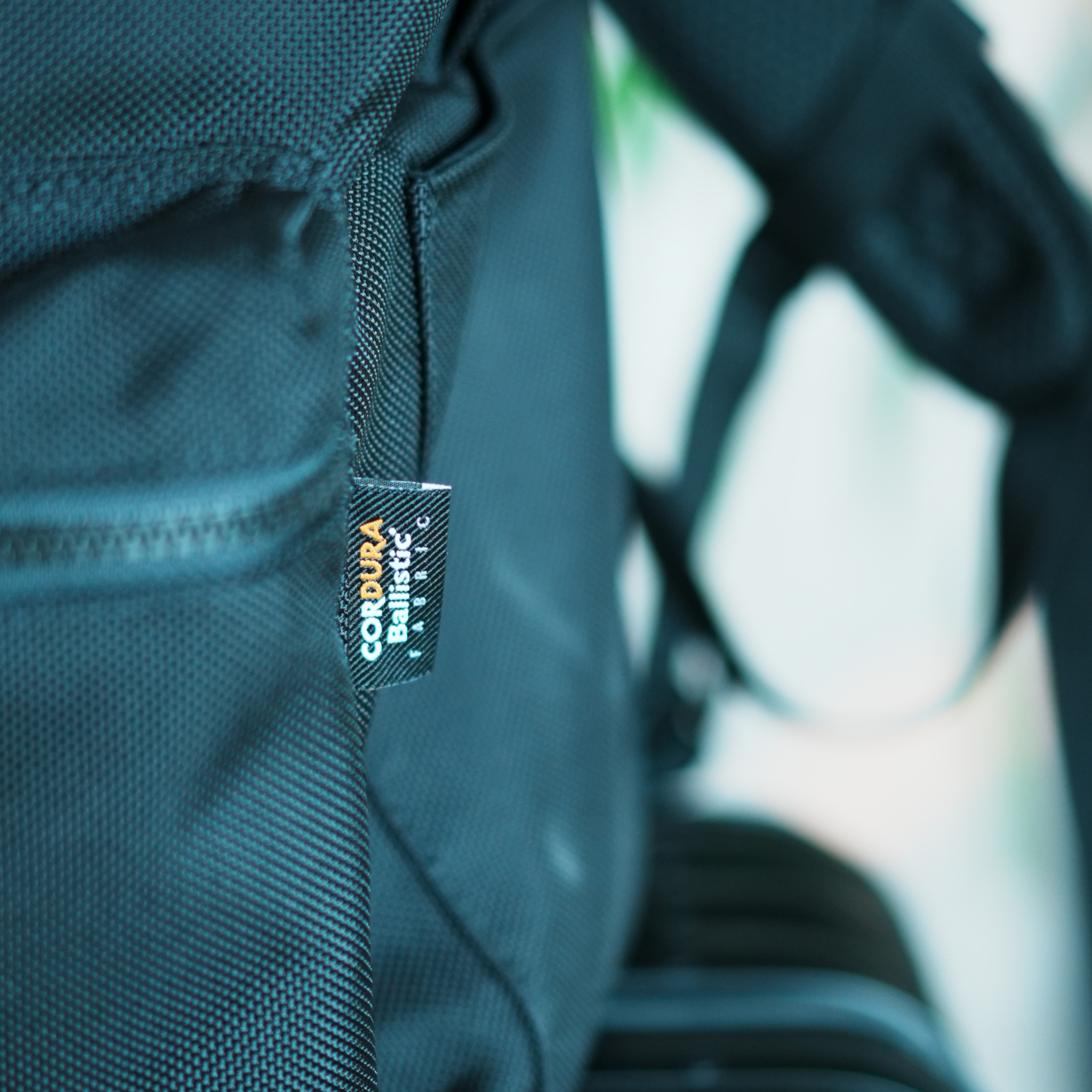 ROUNDHOUSE CORDURA バリスティックナイロン バックパック 30L